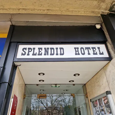 Le Splendid Hotell 2*